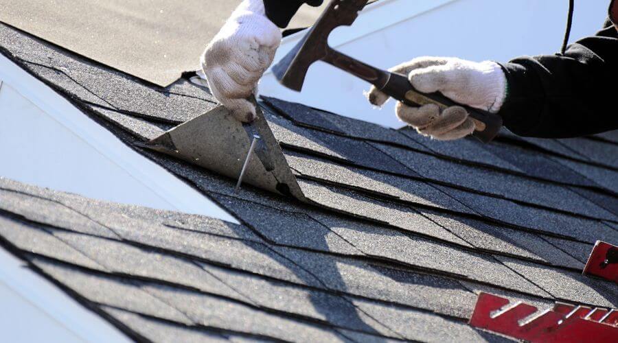Expert Emergency Roof Repairs services in Borden, IN